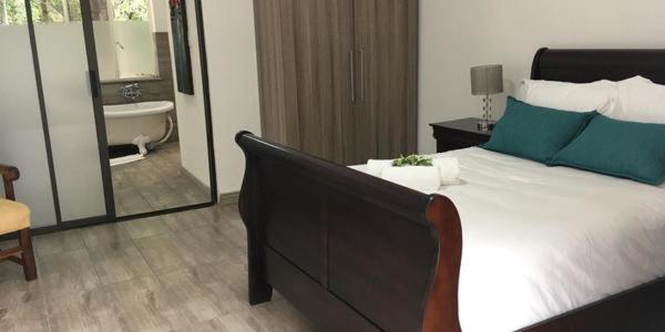נלספרויט Calla Lily Guesthouse מראה חיצוני תמונה