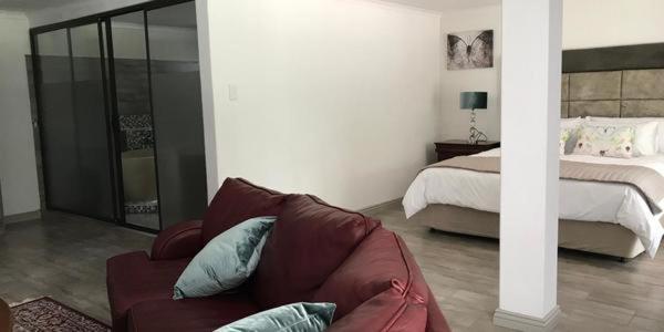 נלספרויט Calla Lily Guesthouse מראה חיצוני תמונה