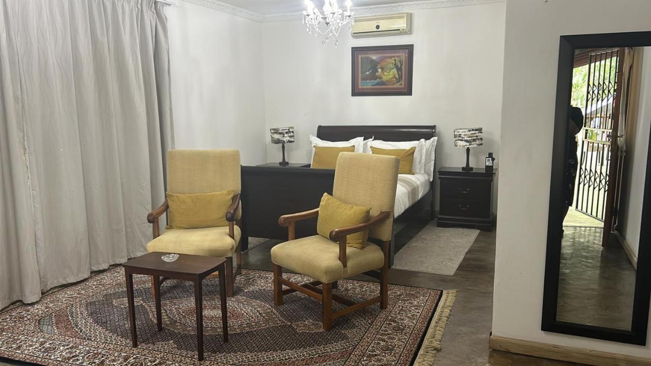 נלספרויט Calla Lily Guesthouse מראה חיצוני תמונה