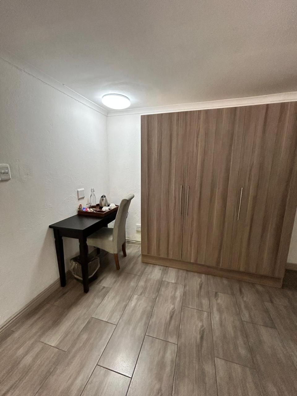 נלספרויט Calla Lily Guesthouse מראה חיצוני תמונה