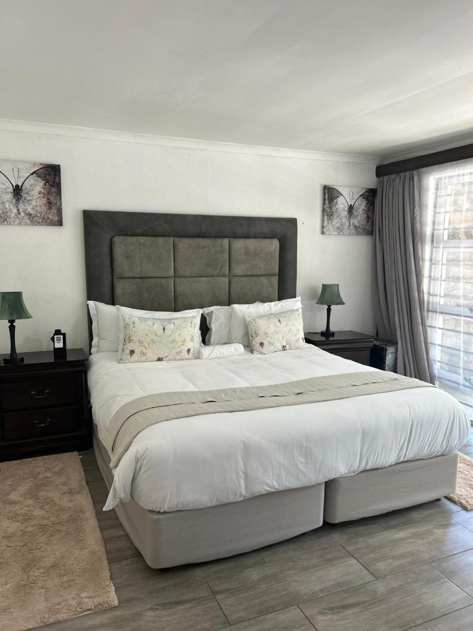 נלספרויט Calla Lily Guesthouse מראה חיצוני תמונה