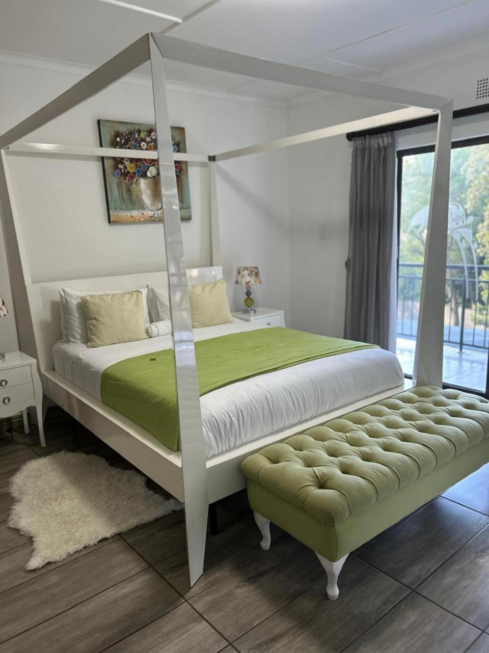 נלספרויט Calla Lily Guesthouse מראה חיצוני תמונה