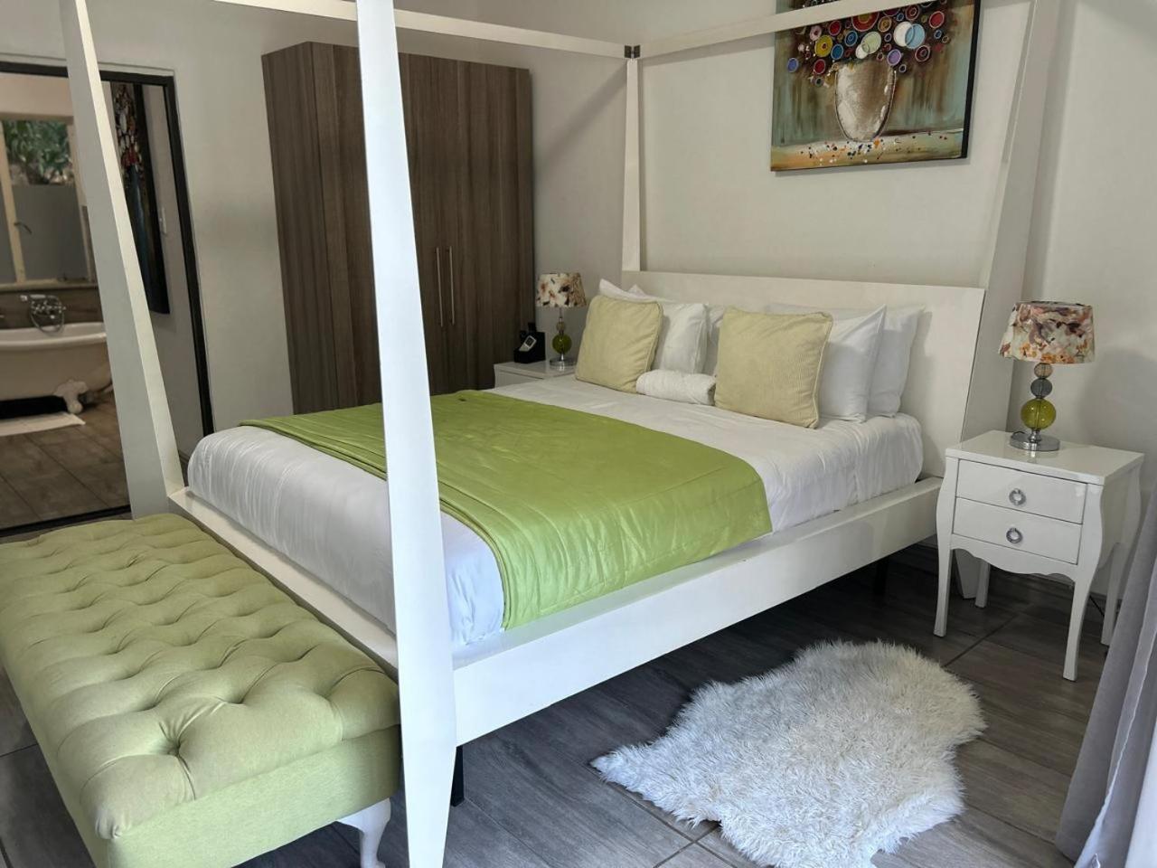 נלספרויט Calla Lily Guesthouse מראה חיצוני תמונה