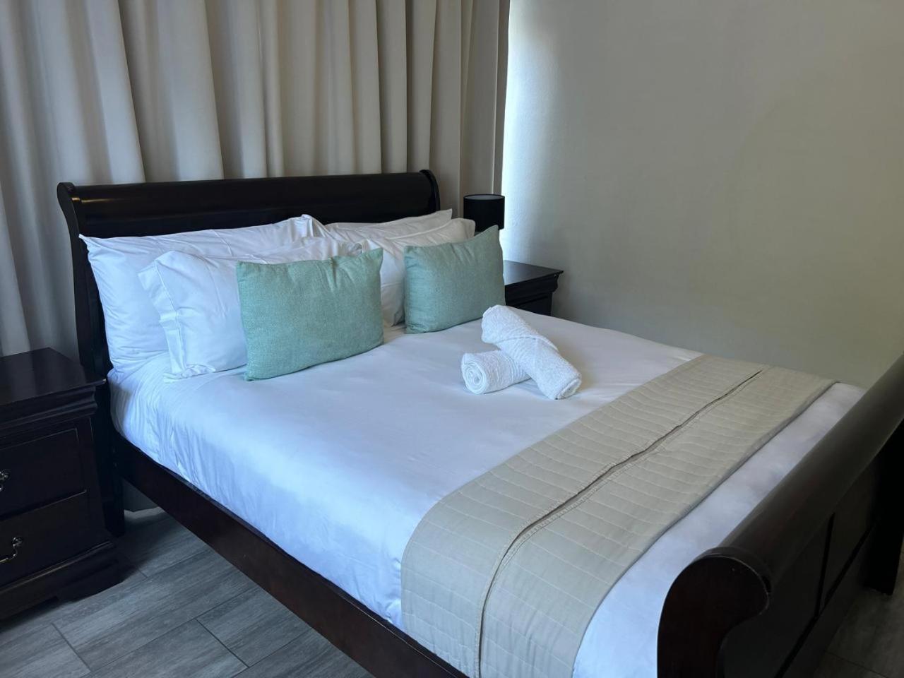 נלספרויט Calla Lily Guesthouse מראה חיצוני תמונה